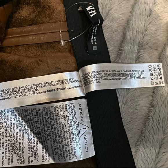 Zara High-Waisted Brown Faux Leather Leggings Size Medium - Picture 10 of 11